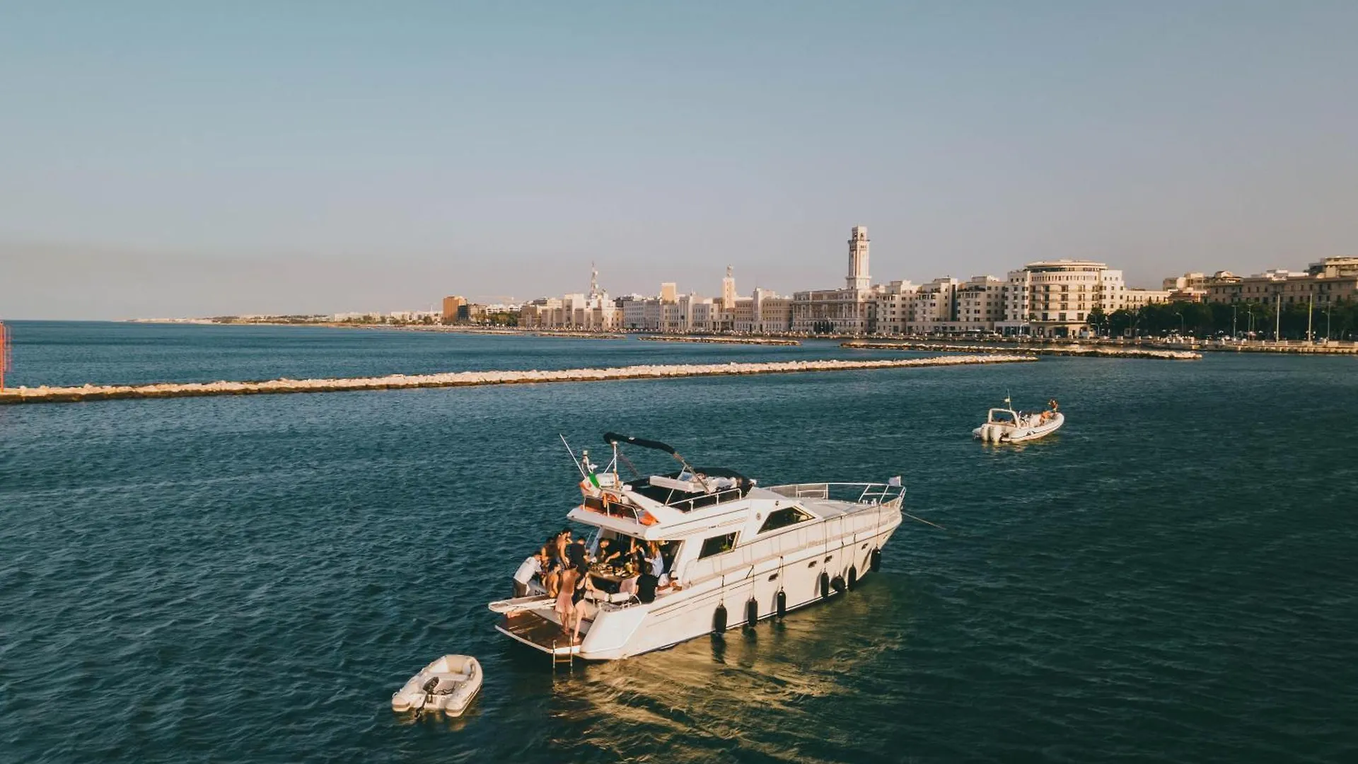 Botel Discoverboat - Pita - Exclusive Boat&Breakfast Bari